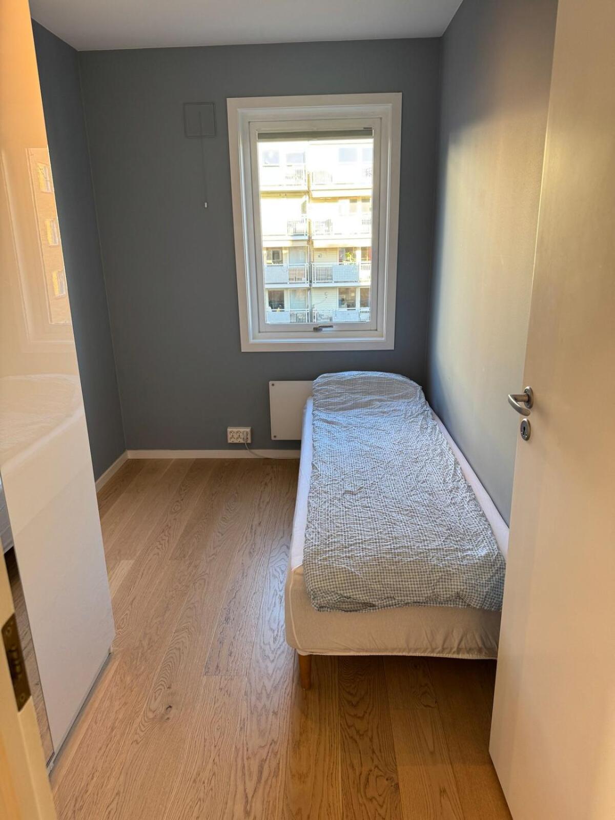 Modern 3 Bedroom - 4 Minute Walk From Metro - Floor Baclony View * Oslo